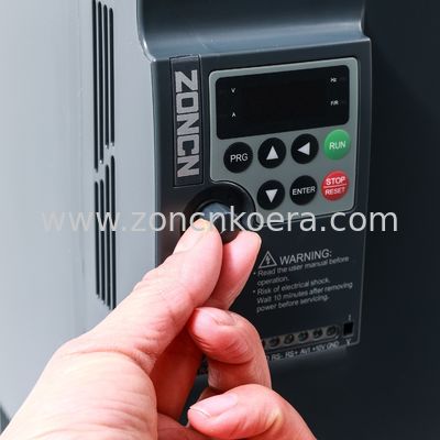 40HP VFD Drives For PM Screw Air Compressor 37kw ZONCN Inverter
