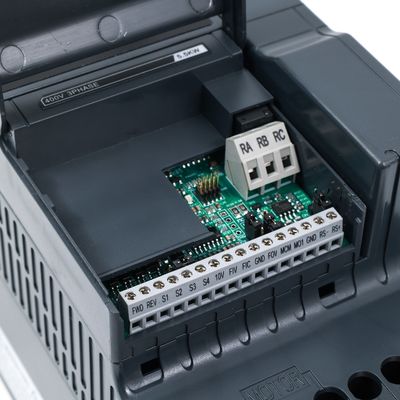 OEM VFD Drive 220v 380v Inverter 3.7kw 5.5kw Variable Frequency Drive