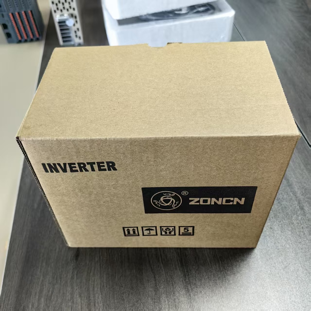 NZ100-3R7G-4 400V Low Voltage Micro Ac Vf Control Inverter Vfd 3.7KW Modbus