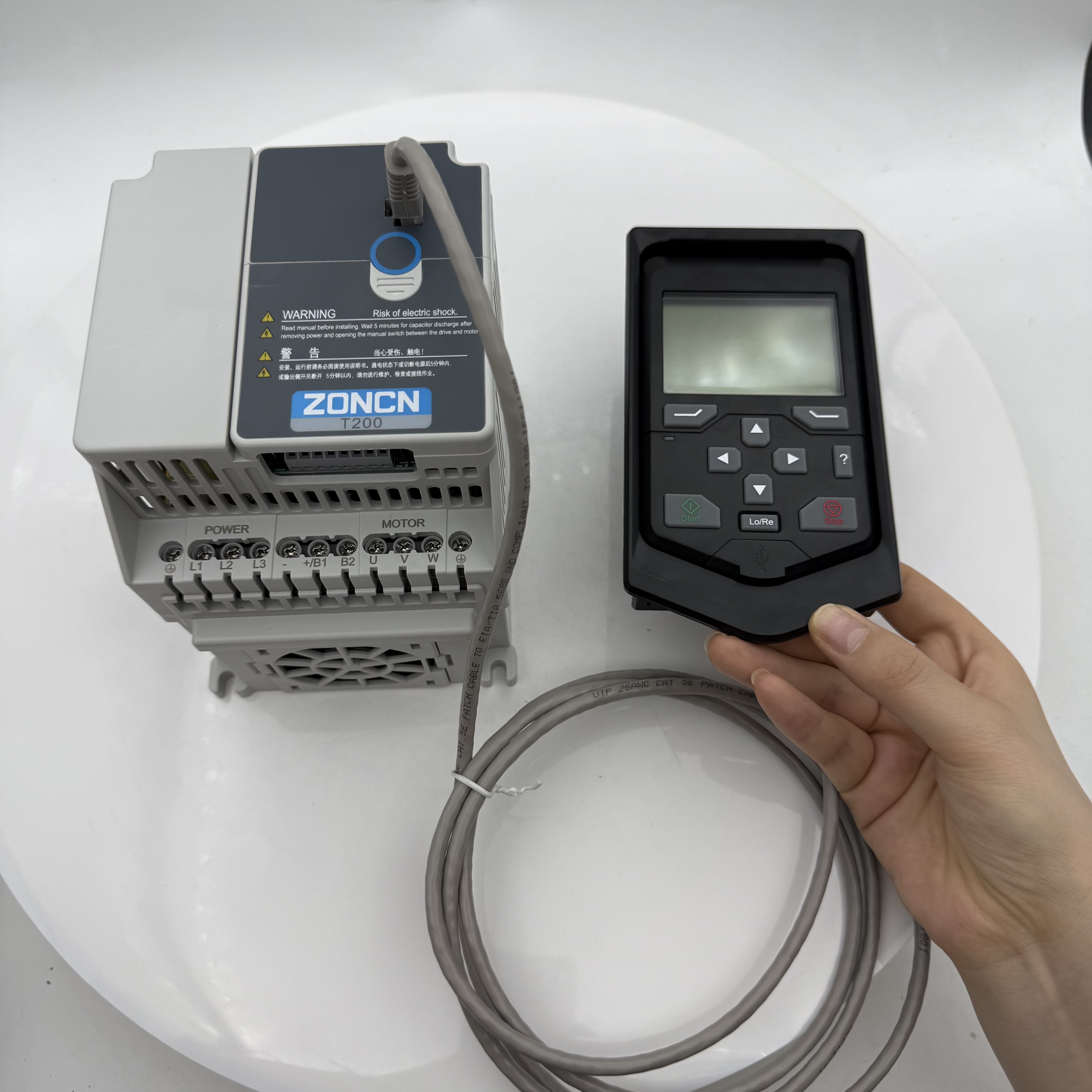 ZONCN T200 VFD Drive Variable Speed Drive with 0.4kW-220kW Power Range Built-in EMC Filter and STO Function